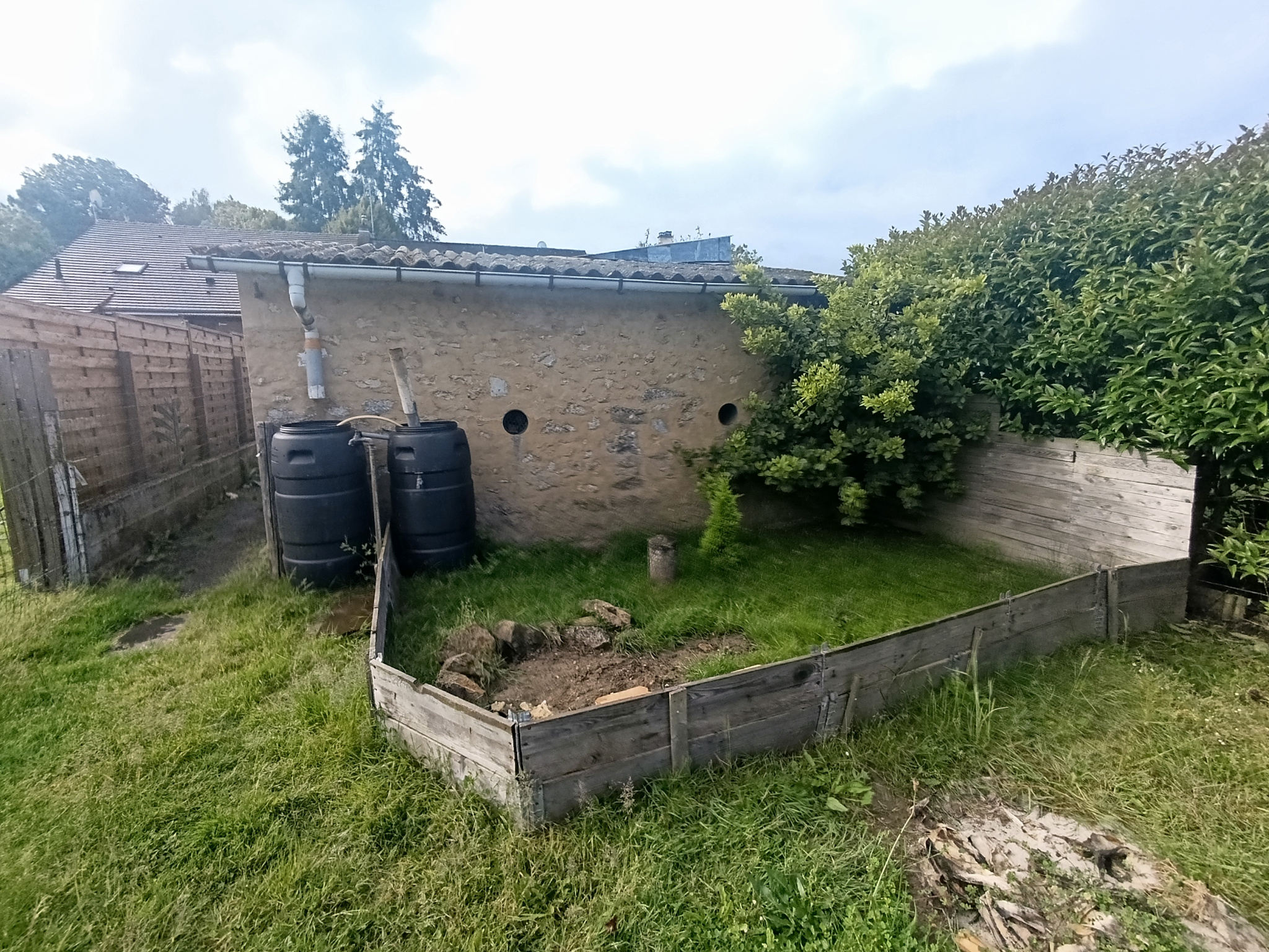 Maison de village, terrain