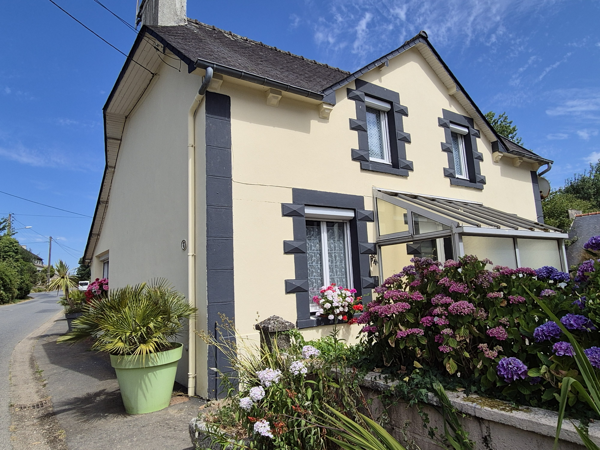 Maison de village rénovée