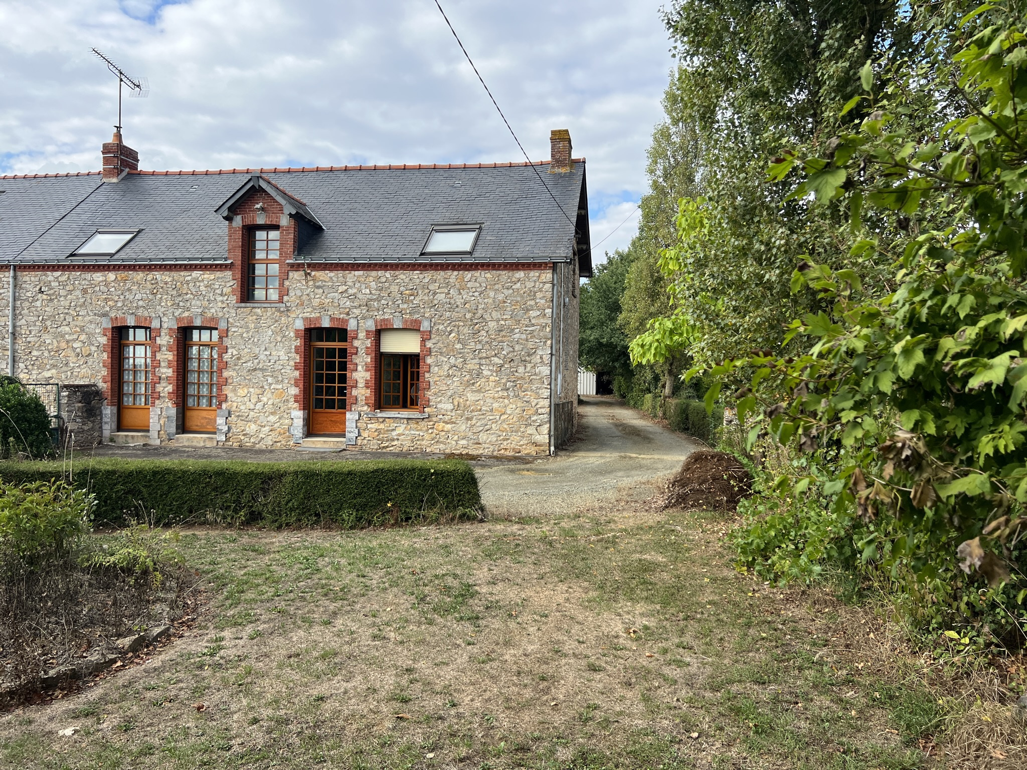 Photo 2
