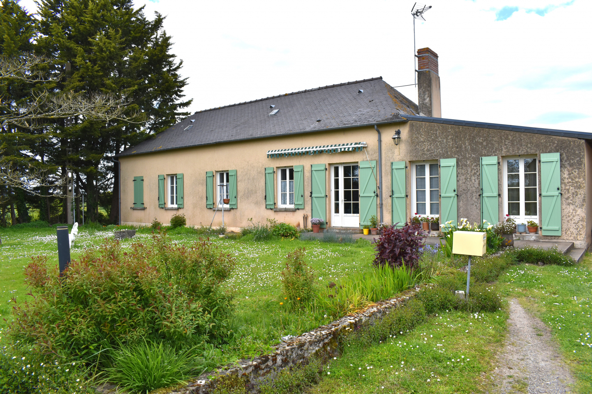 Vente Maison 140m² 6 Pièces à Sablé-sur-Sarthe (72300) - Noovimo