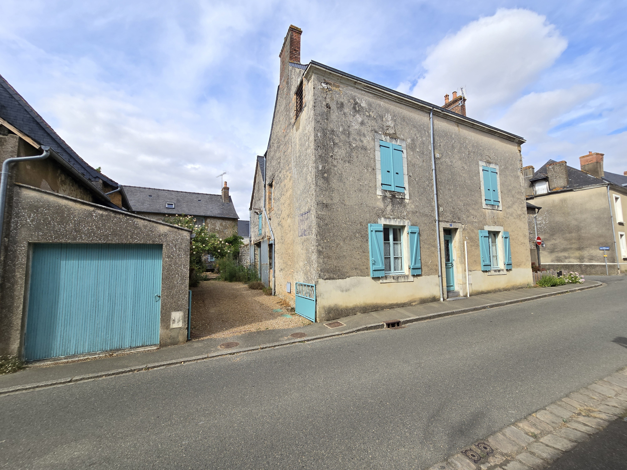 Ensemble immobilier avec maison familiale, seconde habitatio