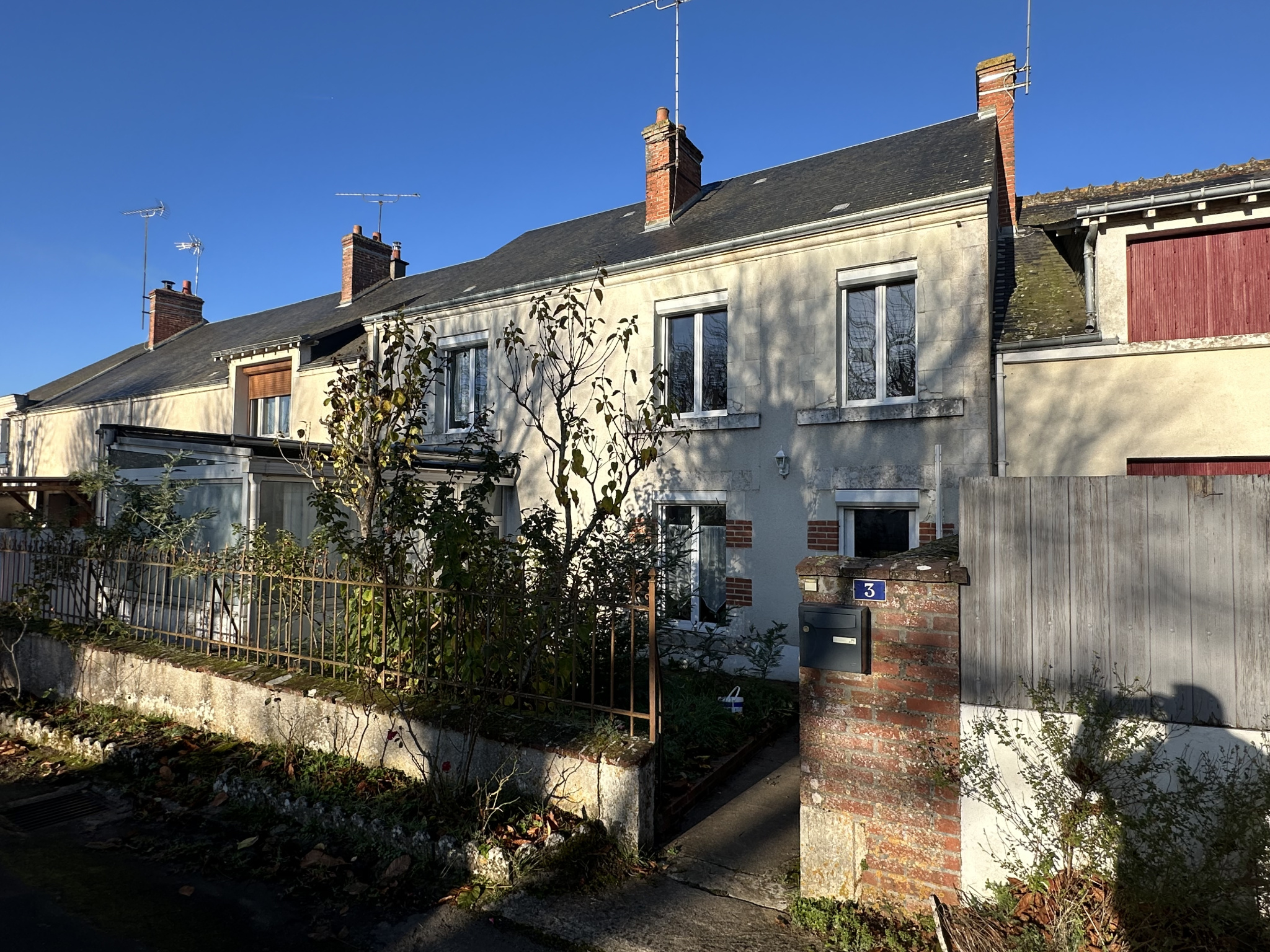 Maison de bourg à 5' Nord de Blois