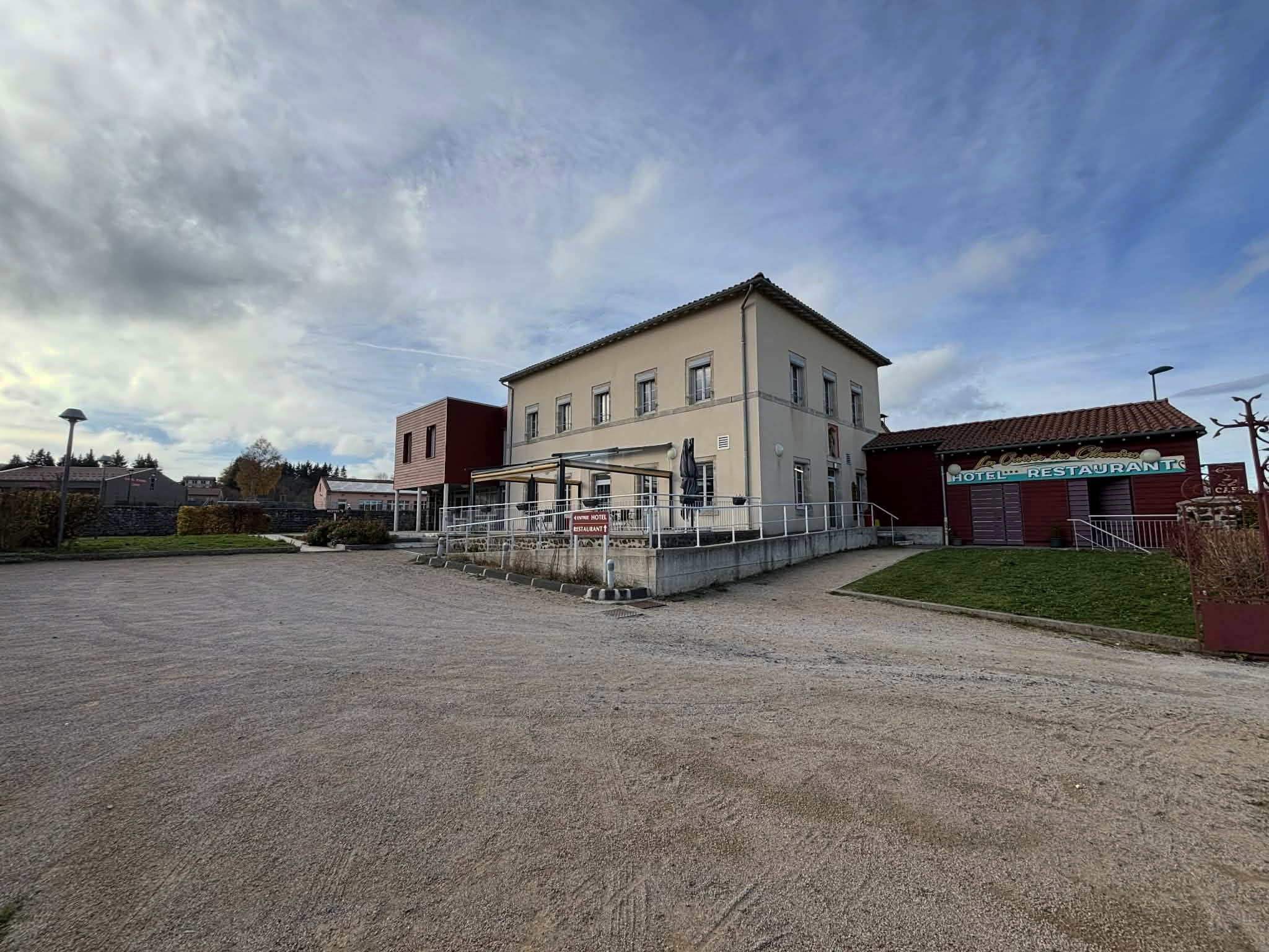 Fond de commerce Hôtellerie Restauration à 20mn du Puy-en-Ve