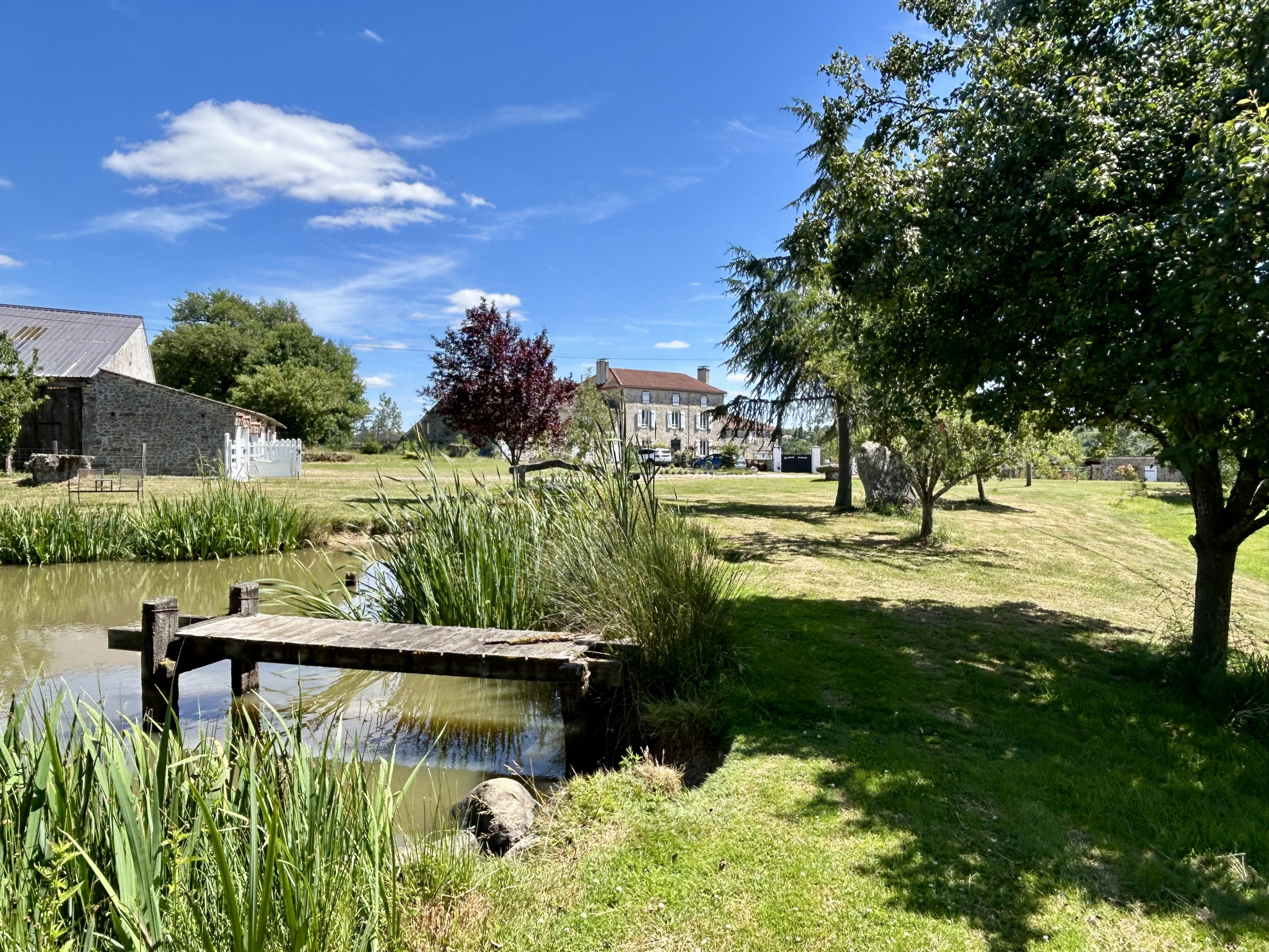 Domaine d'Exception de 17 Hectares, 4 chambres, 251m2 - gara